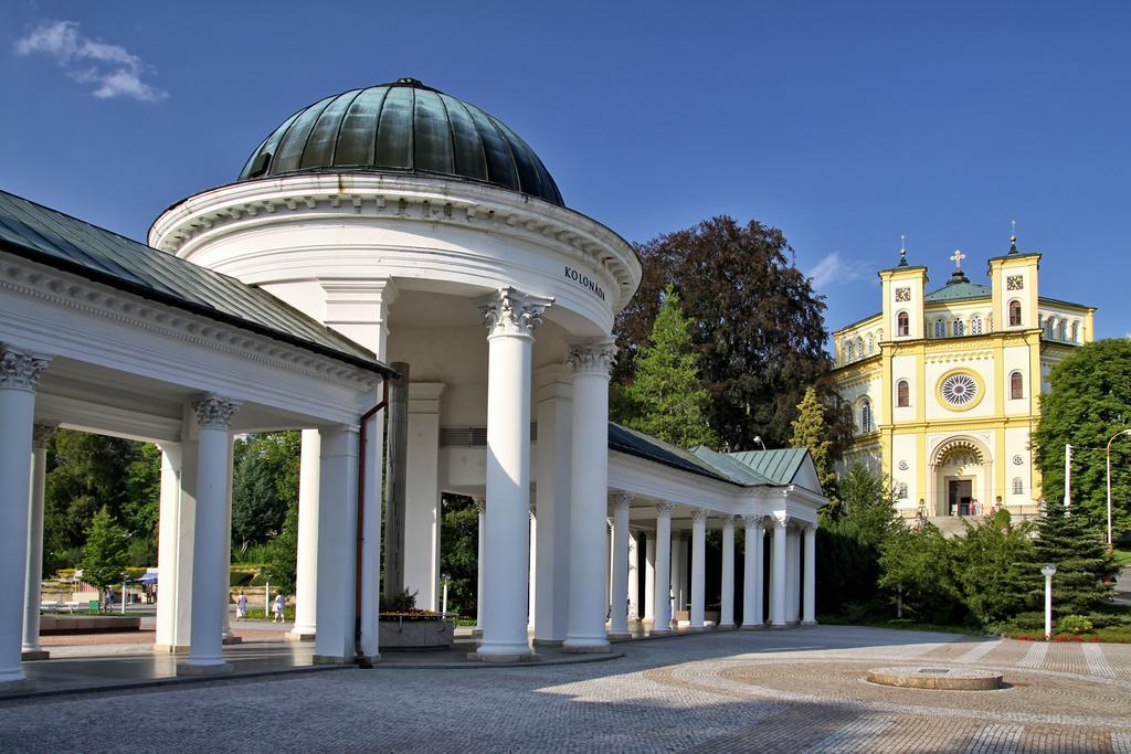 Esplanade Spa&Golf Resort Mariánské Lázně Exterior foto